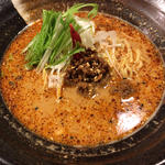 紅担担麺(香氣 四川麺条)