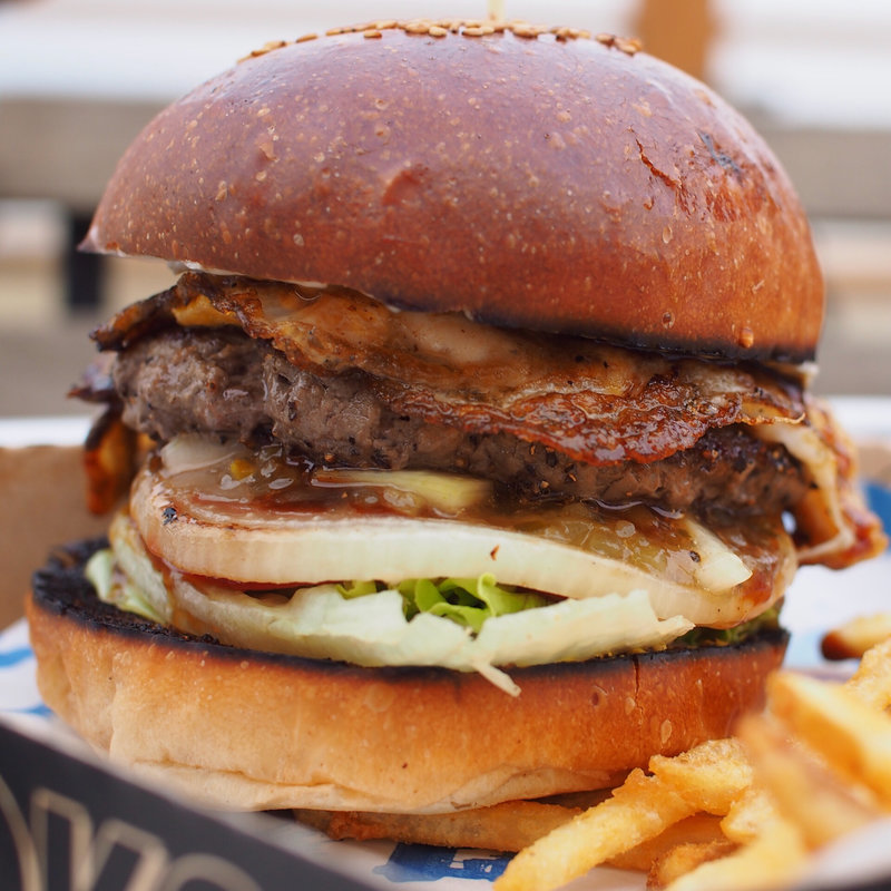 テリヤキエッグバーガー(BAKE STUDIO OKAZAKI 岡崎製パン所 （BAKE STUDIO OKAZAKI 岡崎製パン所）)