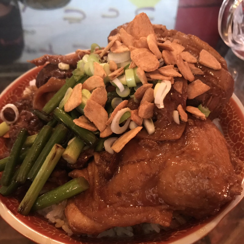 豪華牛豚鶏丼ダブル(ねこ娘とねずみ男)