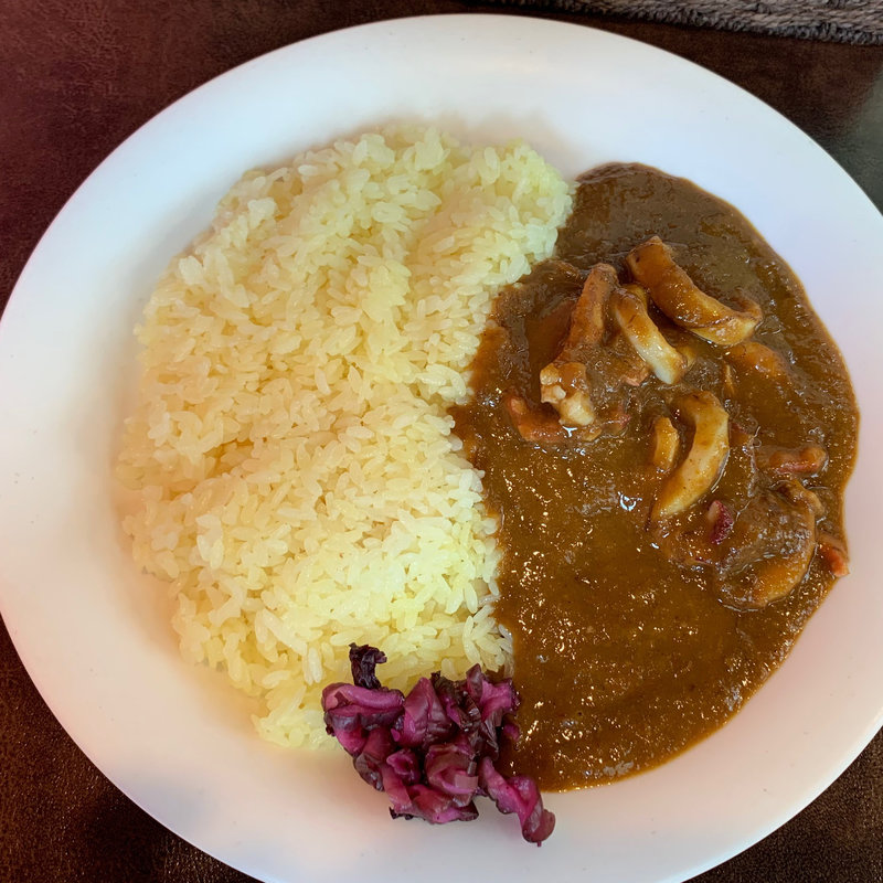 タコとイカのカレー(ガリバー )