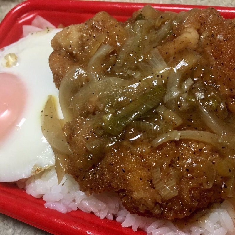 ねぎ塩鶏かつ重(セイコーマート 山鼻9条店)