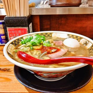 すごい煮干しラーメン(すごい煮干ラーメン凪 新宿ゴールデン街店本館 （【旧店名】ラーメン凪 煮干王）)