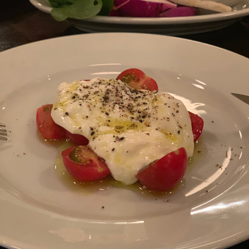 ブッラータチーズ(ル・キャバレ)