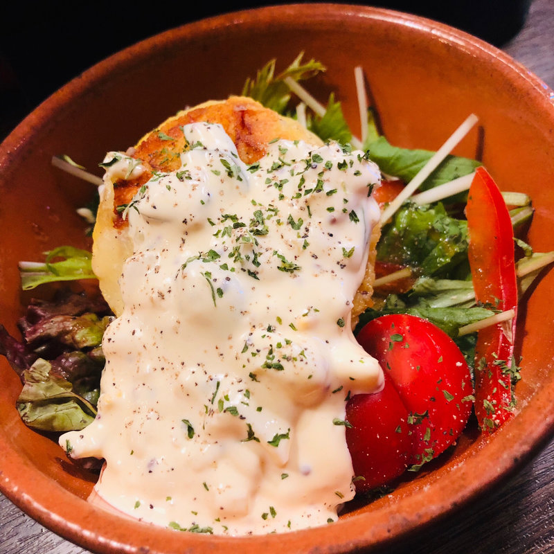 パルミジャーノで焼いたポテトサラダ(オーラ （HoLa!）)