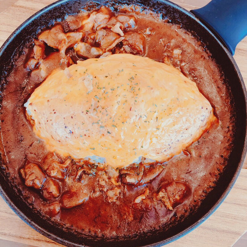 バターチキンの焼きチーズカレー(ココス)