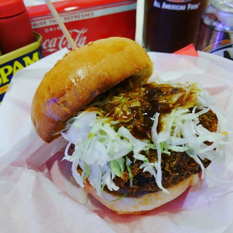 メンチカツカレーバーガー(13Diner)