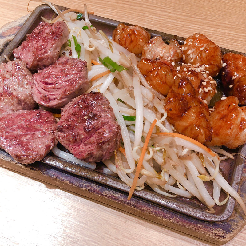 丸腸ハラミMIX定食(天神ホルモン ヨドバシ梅田店 )