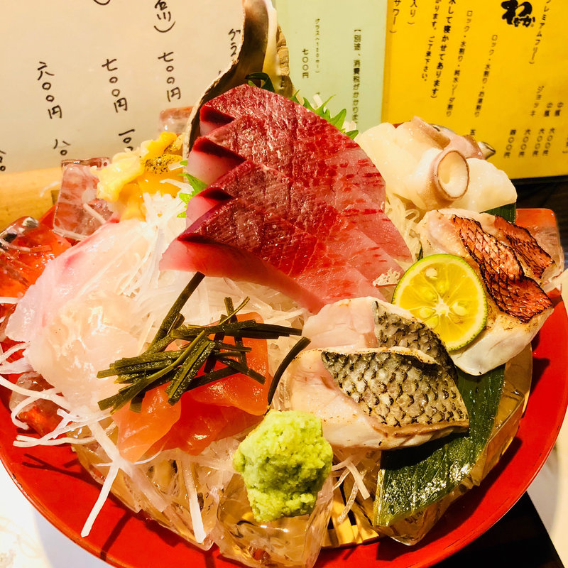 地魚の刺身盛合せ(炭魚酒菜 わなか （スミサカナサカナワナカ）)