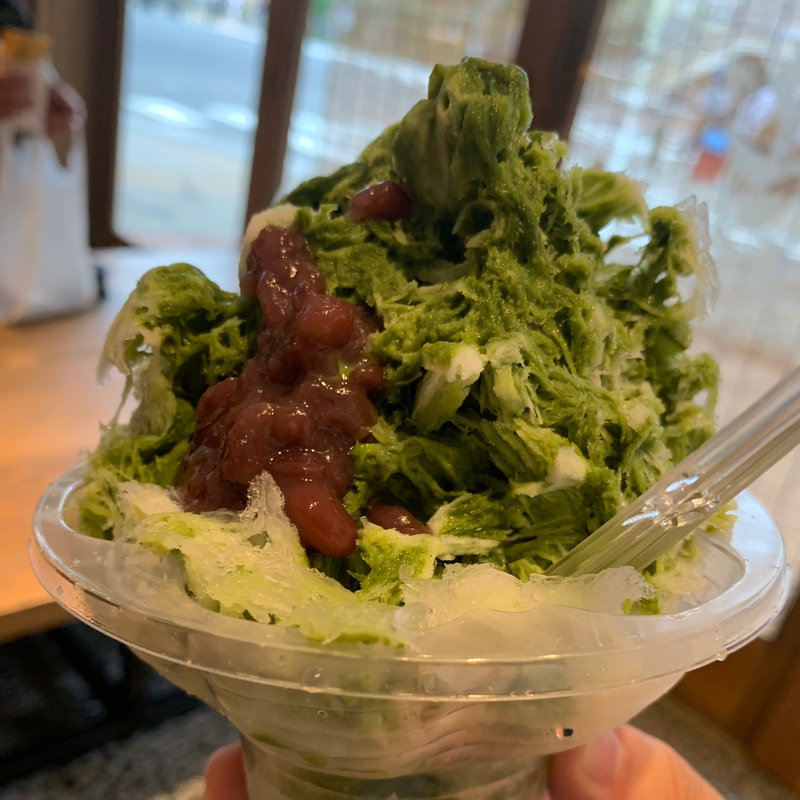 宇治金時ミルク(たいやき神田達磨 築地店)