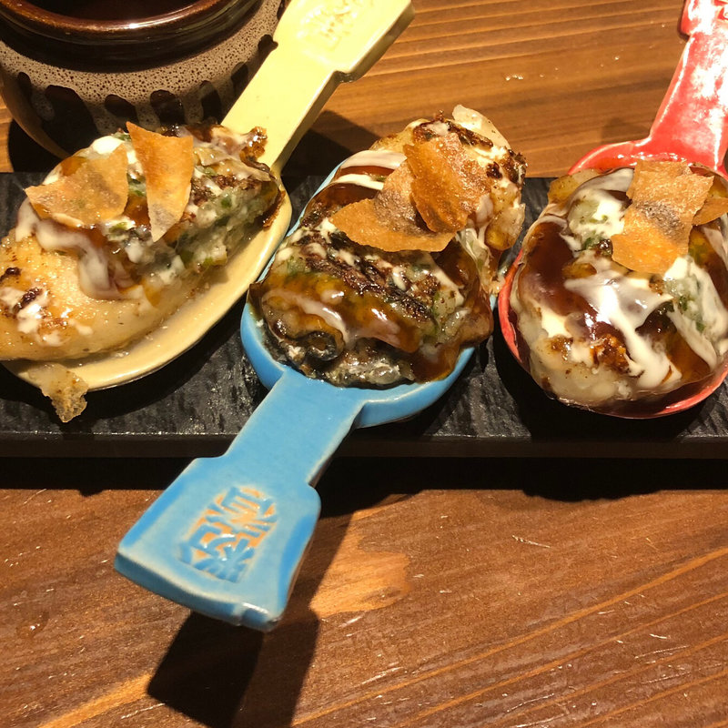 牡蠣のワンスプーン(創作鉄板 粉者焼天)