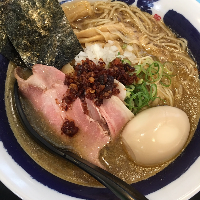 濃厚焦がしニンニク煮干しそば(濃厚煮干しそば 麺匠 濱星 溝の口店)