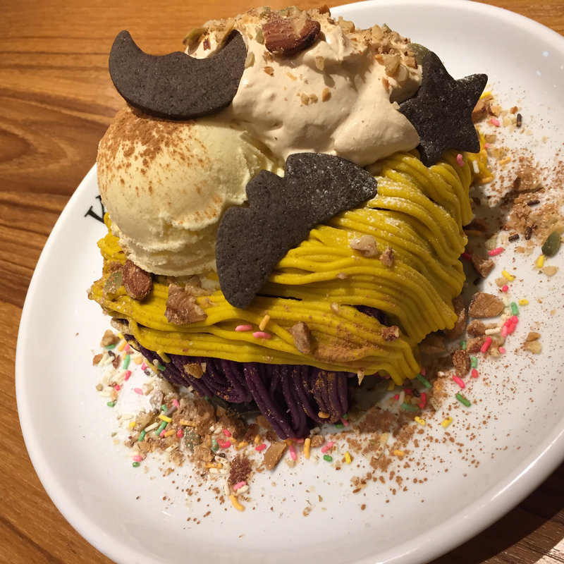 ハロウィン限定パンケーキ(Cafe Kaila 表参道店 （カフェ・カイラ）)