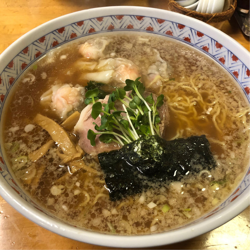 海老わんたんそば　醤油味(支那そば晴弘)