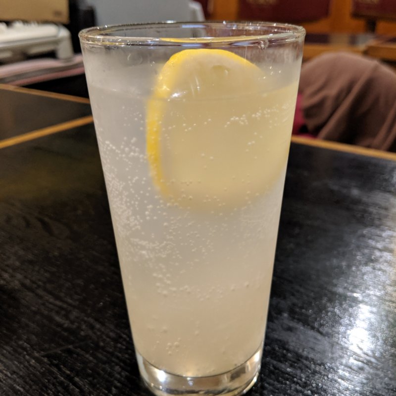 レモンサワー(網代一菜)