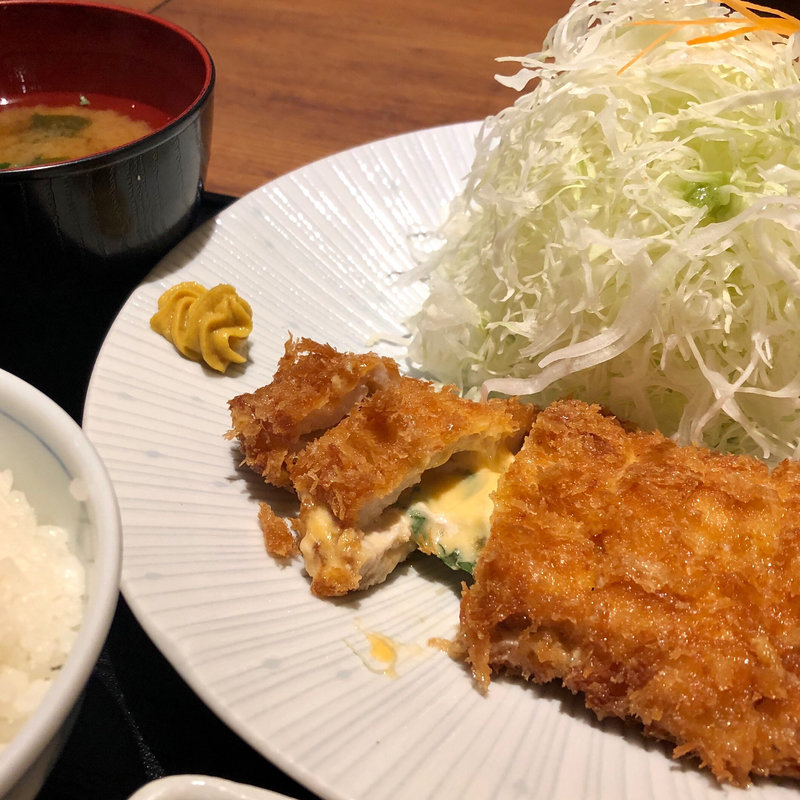 大葉とチーズのロースカツ(とんかつKATSU 華)