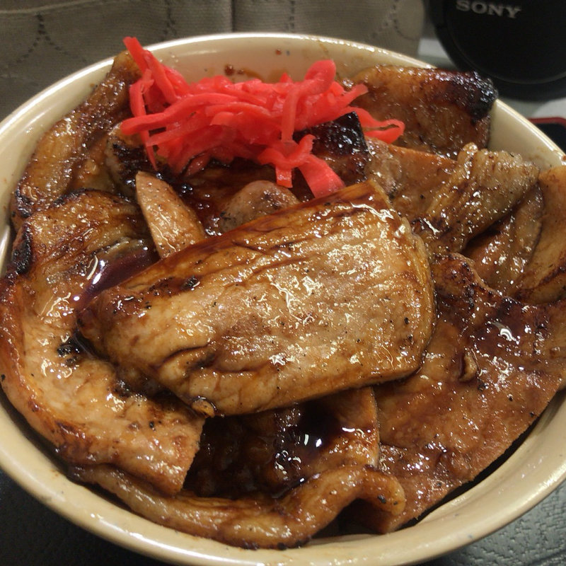 豚丼(豚丼たむら)