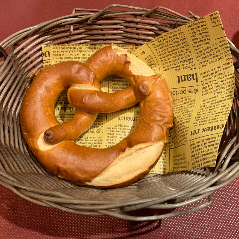 プレッツェル(アオシマ 貿易センタービル店 （Beer Kitchen AOSHIMA）)