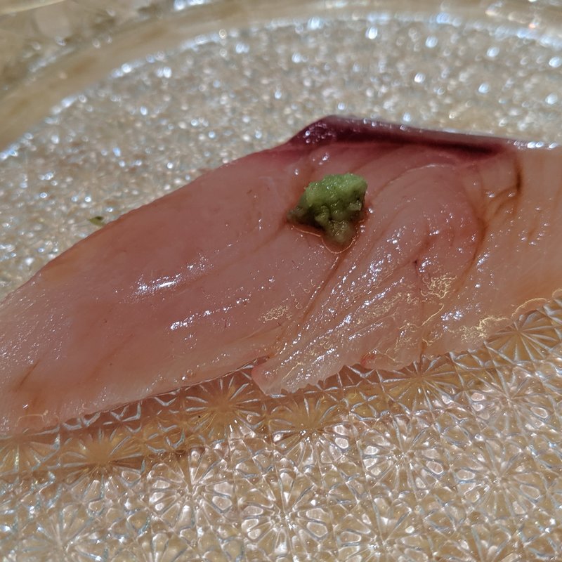 ブリ(鮨よしかわ)