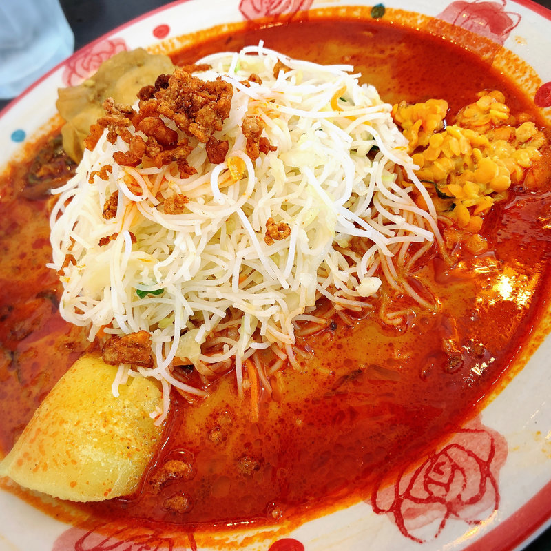 ヌードルカリー(ランチセット)(LION CURRY （ライアン カリー）)