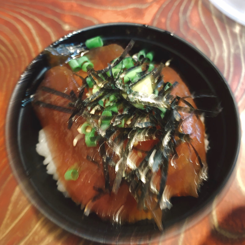 ミニマグロ丼(伊藤商店 （イトウショウテン）)