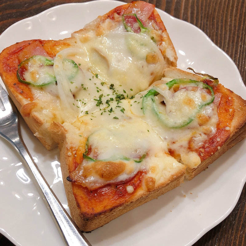 ピザトースト(珈専舎たんぽぽ （こうせんしゃ たんぽぽ）)