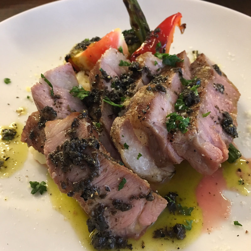 北海道カムイ豚のグリル (ランチでパン、ドリンク、惣菜バー付き)(バッボ)