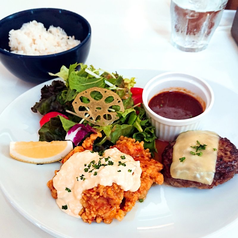 コンビプレートランチ(STEREO)