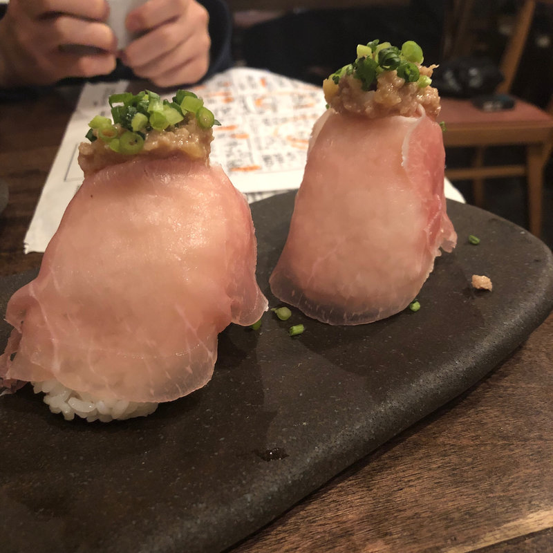 生ハムおにぎり(豚とバラの日々)