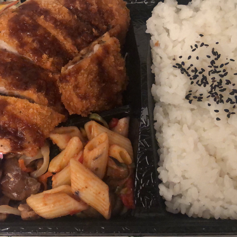 とんかつ弁当(まるせい)