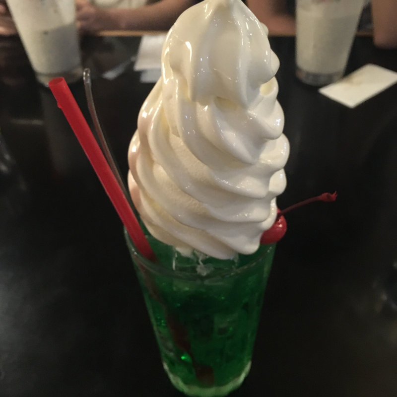 (オンザコーナー （ON THE CORNER NO.8 BEAR POND）)