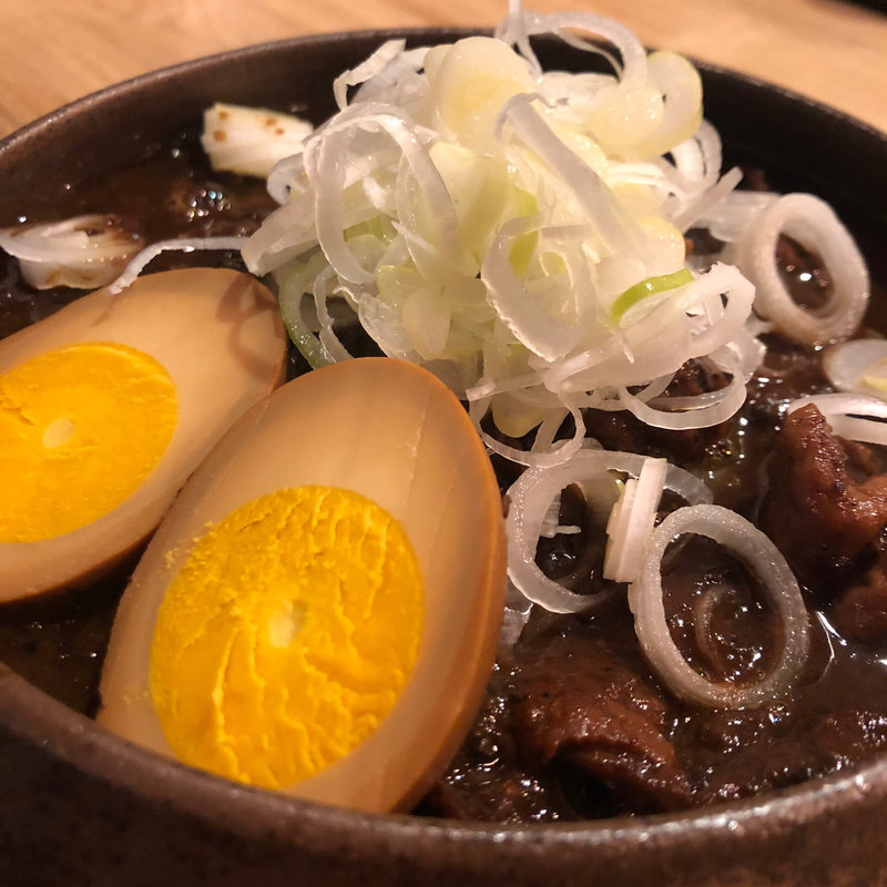 豚モツの土手煮(サカツヤ)