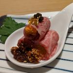 但馬牛の霜降りウニ巻き