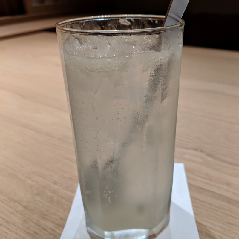 生搾りレモンサワー(おもき　離れ　銀座店)