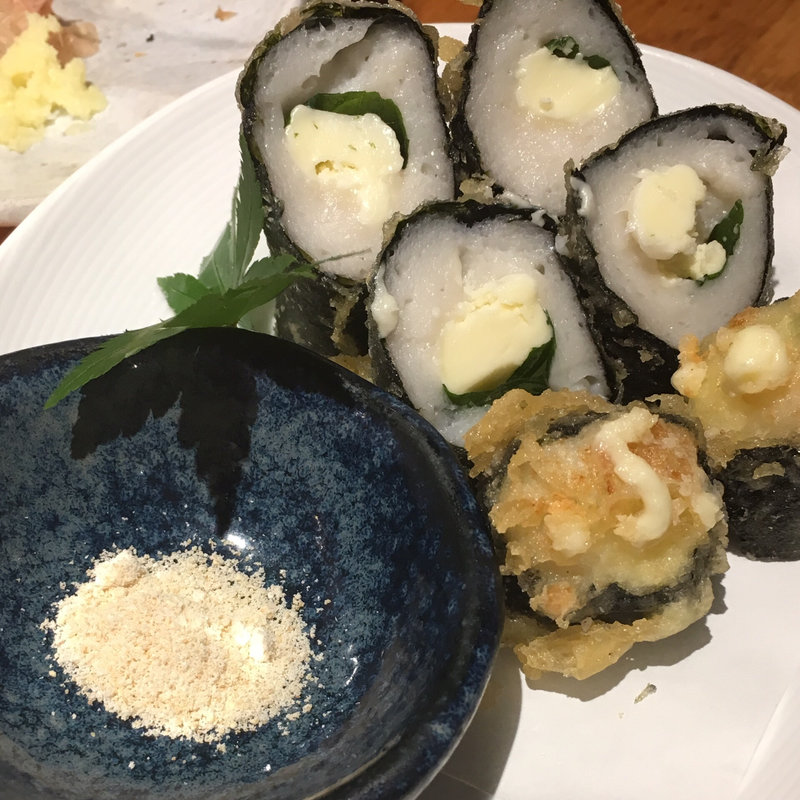 白身魚のすり身とチーズの磯辺揚げ(酒場 あじとよ屋)