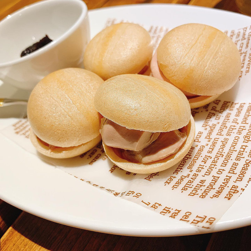 鶏レバーペースト最中(トリッペリア コルテロ)