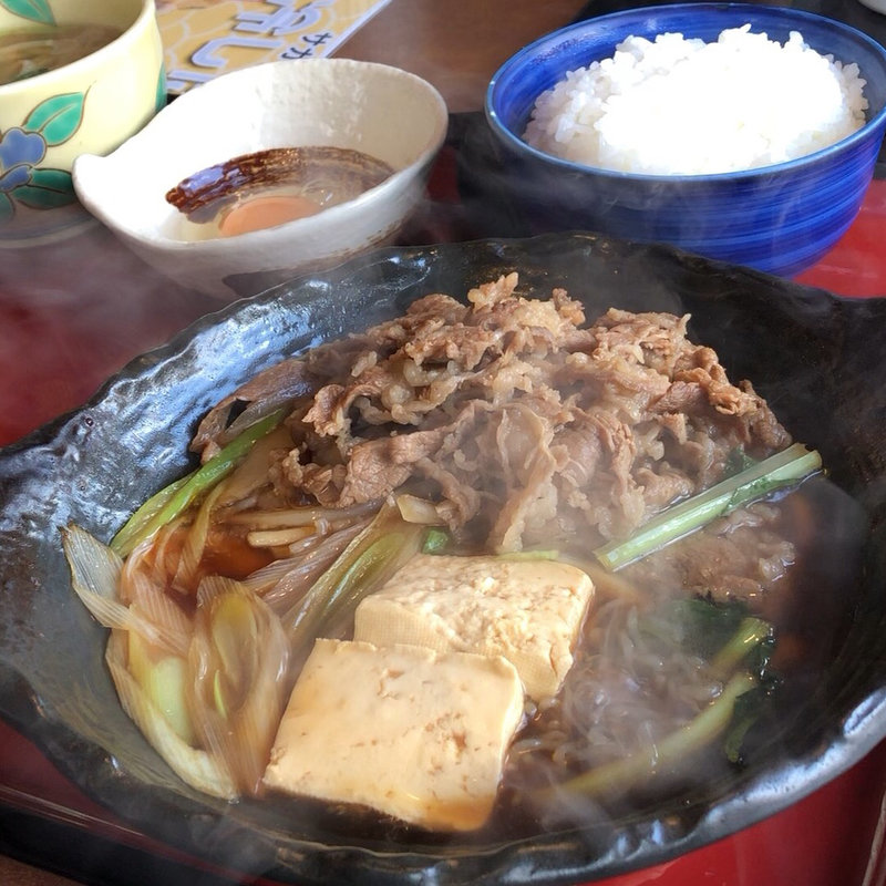 ボリュームすき焼き定食(味の民芸 所沢小手指店 )