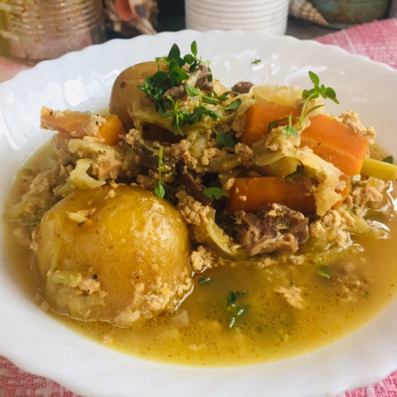 ベーコンとポテトのコンソメシチュー(BOXX Coffee & X-presso)