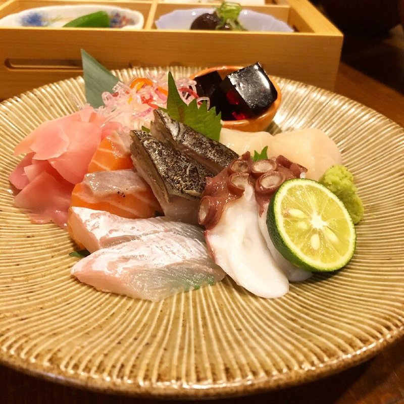 刺身(吟味屋東三軒)