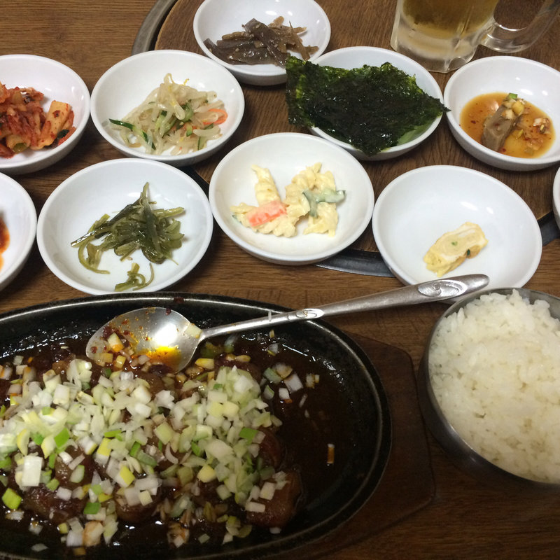 ホルモン辛み炒め(韓国家庭料理 冨ノ家)