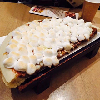 (MAX BRENNER CHOCOLATE BAR Omotesando Hills)