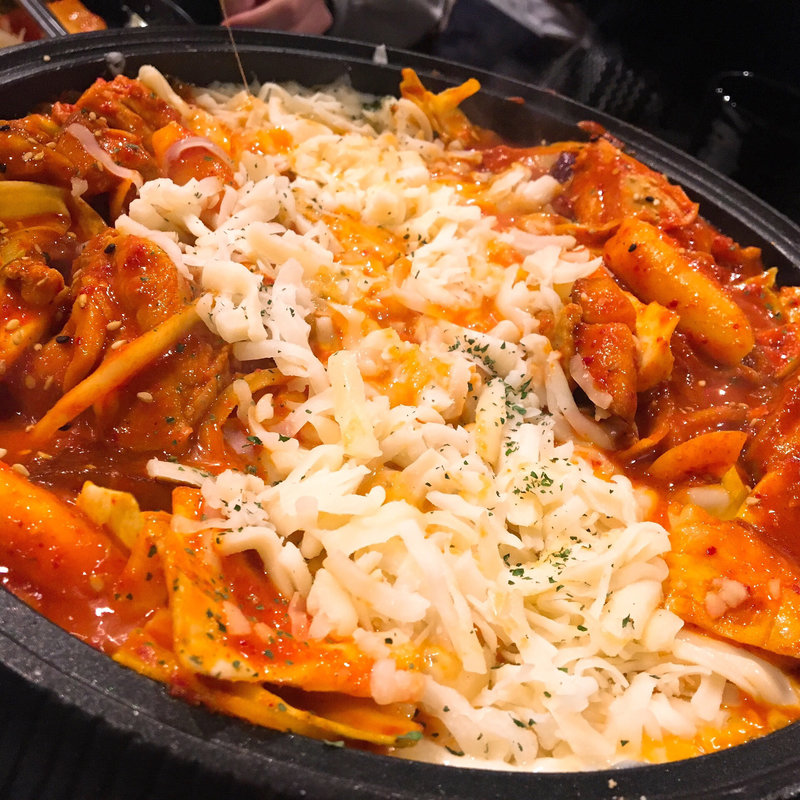 チーズダッカルビ(韓国家庭料理・焼肉 ヘラン )