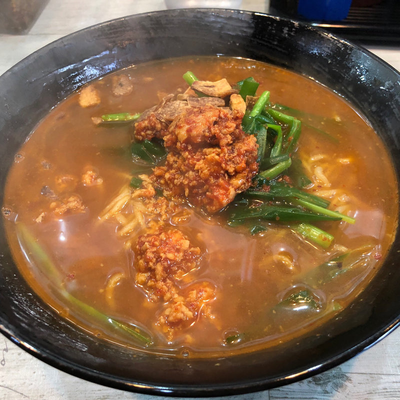 肉にらそば(鶴と亀)