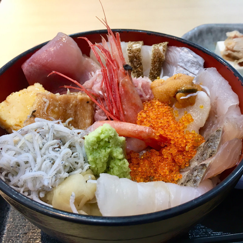 海鮮丼(鮟鱇篠げん （アンコウシノゲン）)