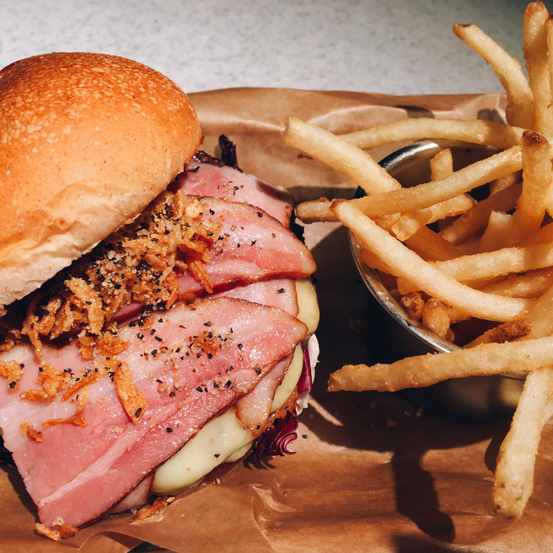 (J.S. BURGERS CAFE 鎌倉店)