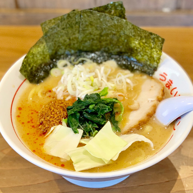 赤うまいラーメン(松福御殿場インター店)