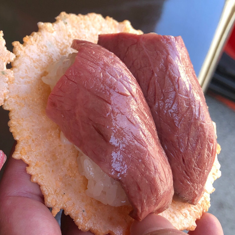 飛騨牛赤身にぎり  2貫(湯島庵 )