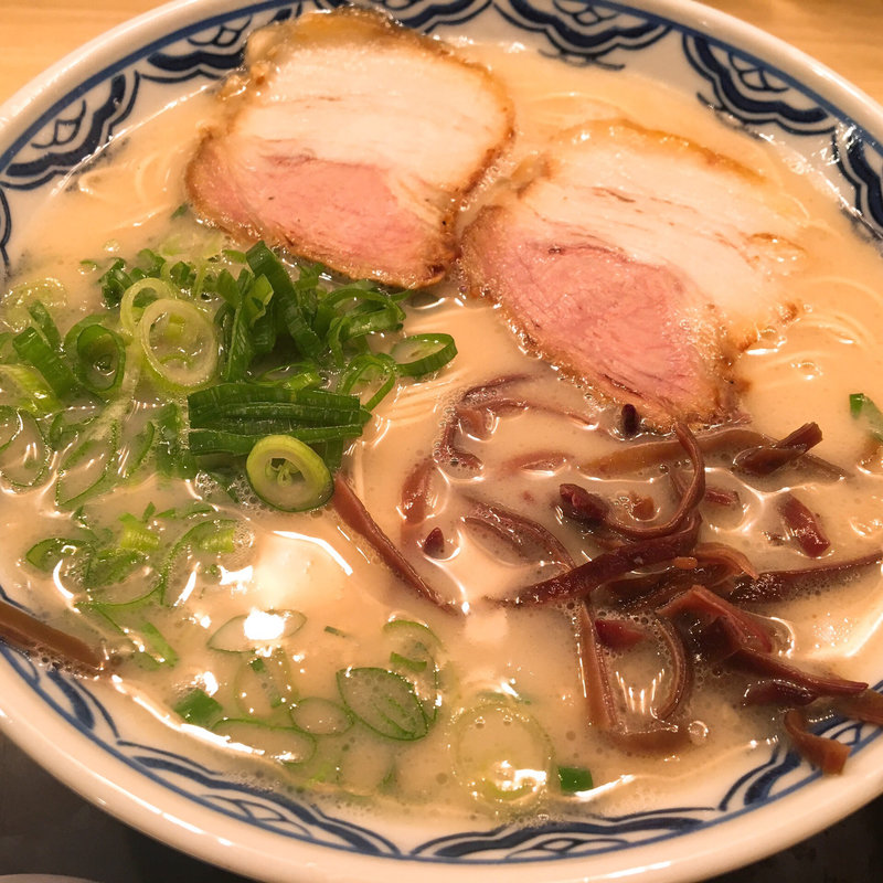 由丸らーめん(由丸 八重洲仲通り店  （ヨシマル）)