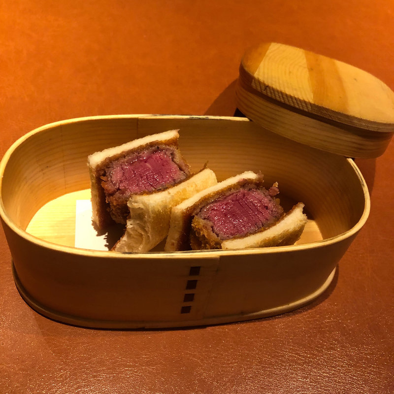 (三鷹 和牛倶楽部)