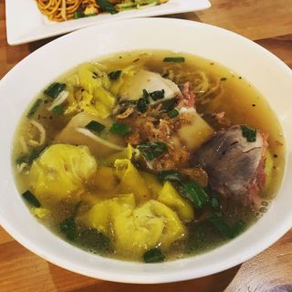 Sliced pork wonton soup(Saigon Vietnamese & Asian Food)