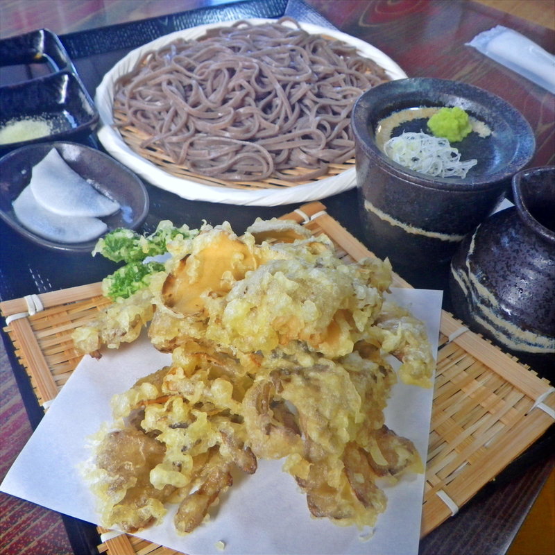 舞茸天ざる(俚楽 （リラク）)